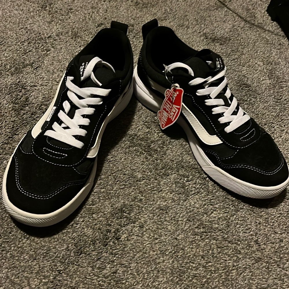 Vans Men's Range Exp Sneaker